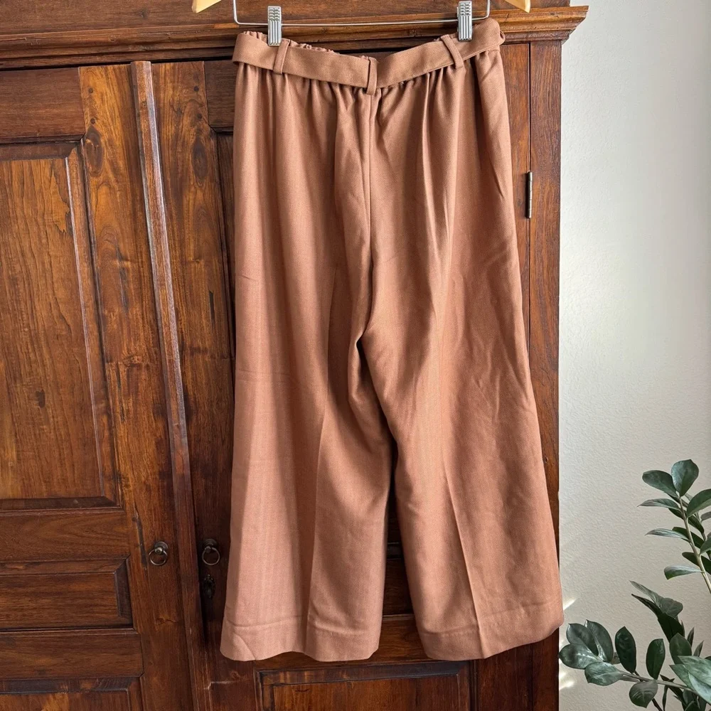 Banana Republic Rowan Wide Leg cropped pants - Picture 4 of 6
